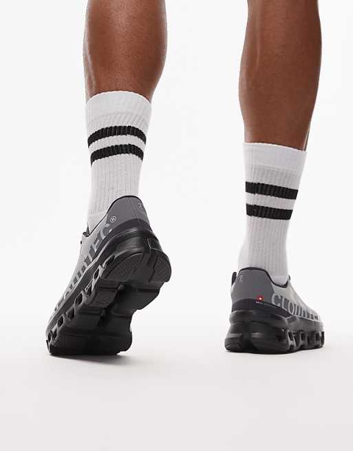ON Cloudmonster Running Trainers In Grey