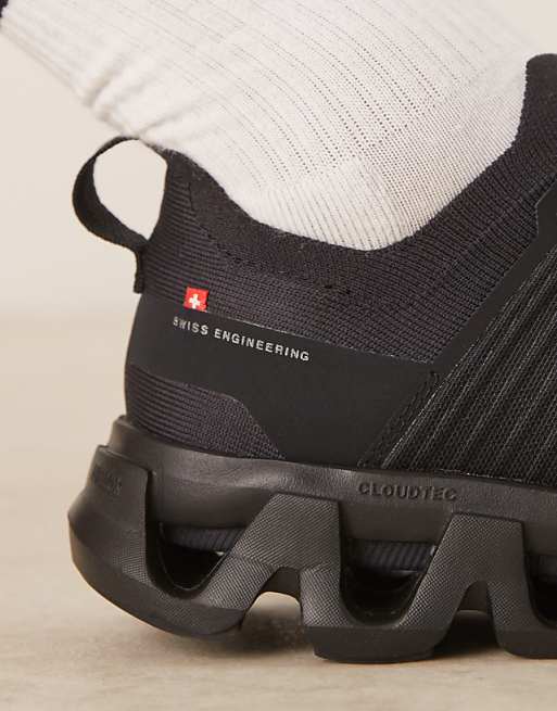 ON Cloudswift 4 Running Trainers In Black