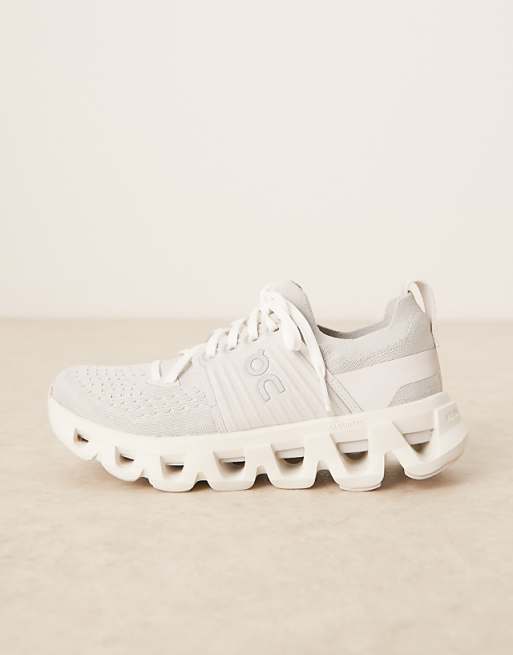 ON Cloudswift 4 Running Trainers In Grey