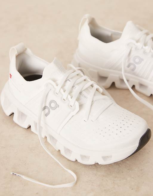ON Cloudswift 4 Running Trainers In White