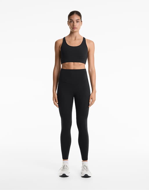 OYSHO Comfortlux super high rise 65cm ankle-length leggings with pockets in black
