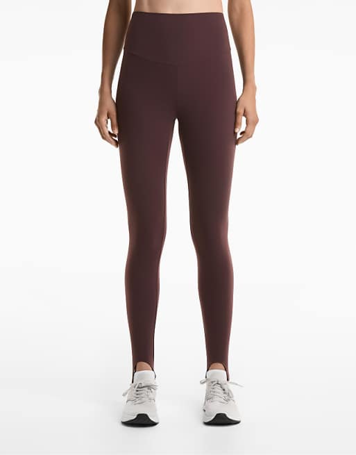 OYSHO Comfortlux super high rise ankle-length stirrup leggings in brown