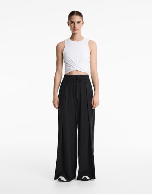 OYSHO Crossover Hem Tank Top In Off-white