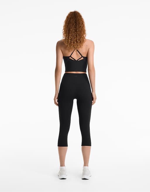 OYSHO Evermore 50cm Capri Leggings In Black