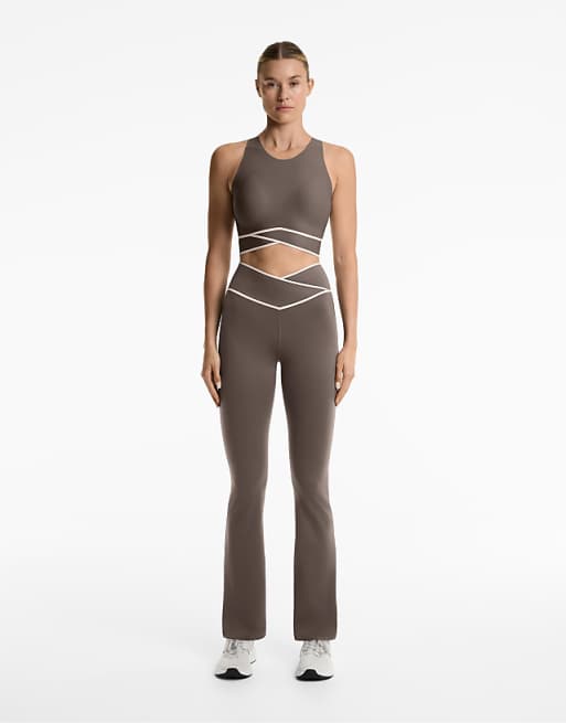 OYSHO Perfect-adapt Crossover V-cut Waist Flare Trousers In Black