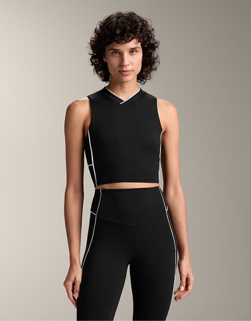 OYSHO Piping Comfortlux Tank Top In Black