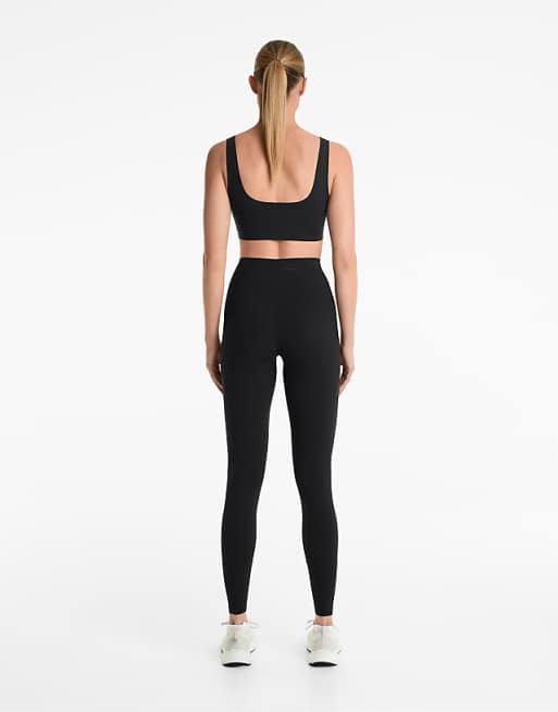 OYSHO V-cut Light-touch 65cm Ankle-length Leggings In Black