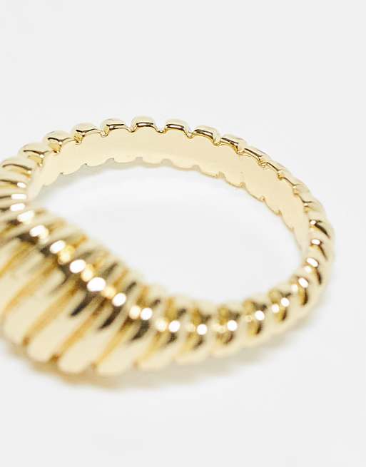 Pieces 18k Plated Chunky Textured Ring In Gold