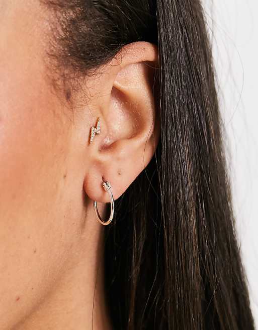 Pieces exclusive small hoops in plated sterling silver