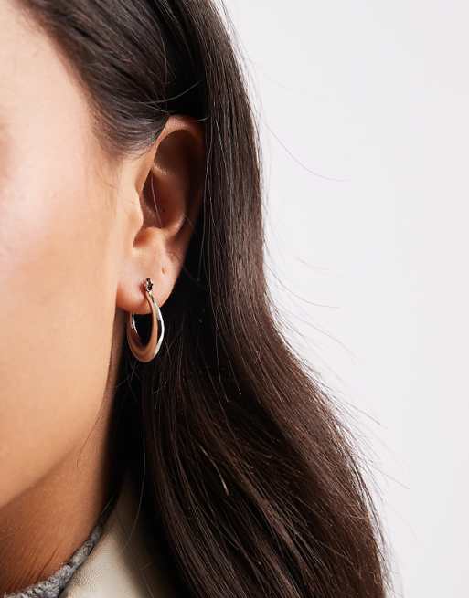 Pieces irregular hoop earrings in silver tone