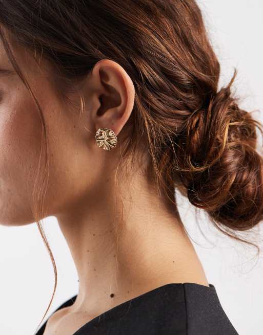 Pieces Irregular Molten Stud Earrings In Gold Tone