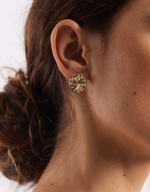 Pieces irregular molten stud earrings in gold tone