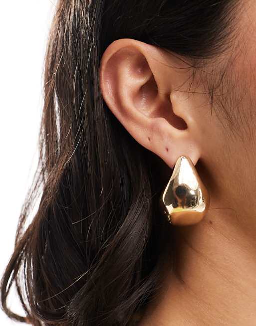 Pieces Oversized Chunky Droplet Earrings In Gold