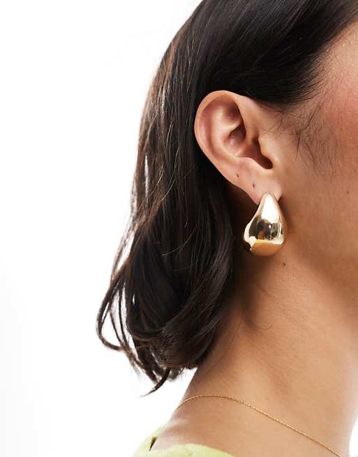 Pieces Oversized Chunky Droplet Earrings In Gold