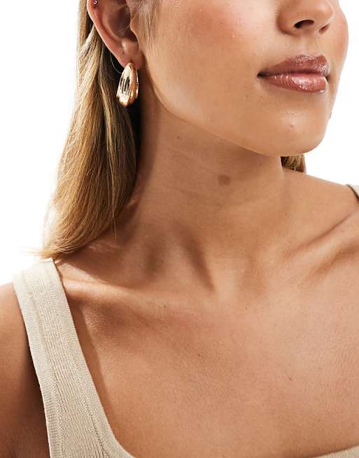 Pieces Ridged Chunky Hoop Earrings In Gold