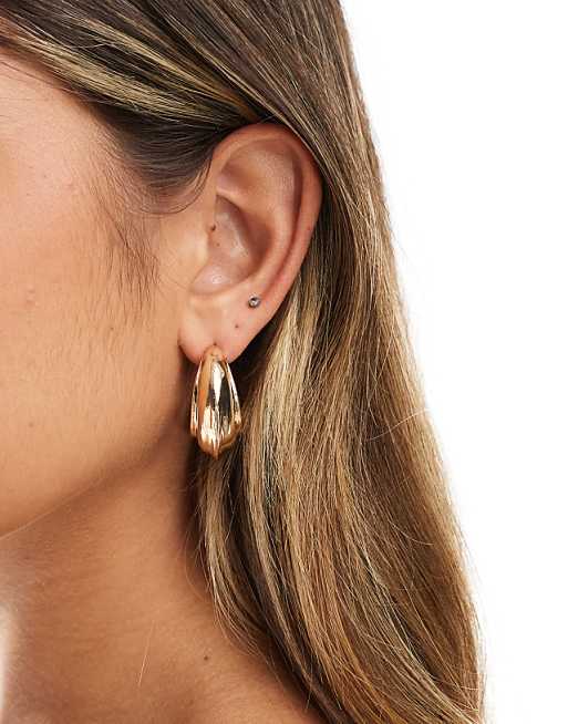 Pieces ridged chunky hoop earrings in gold