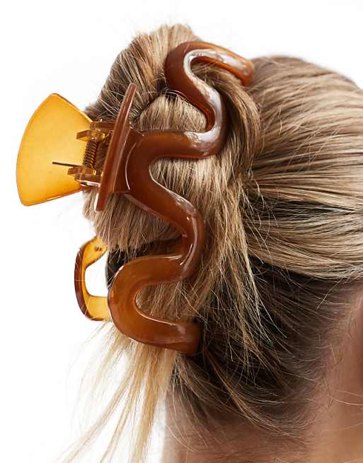 Pieces XL Squiggle Hair Claw Clip In Dark Brown