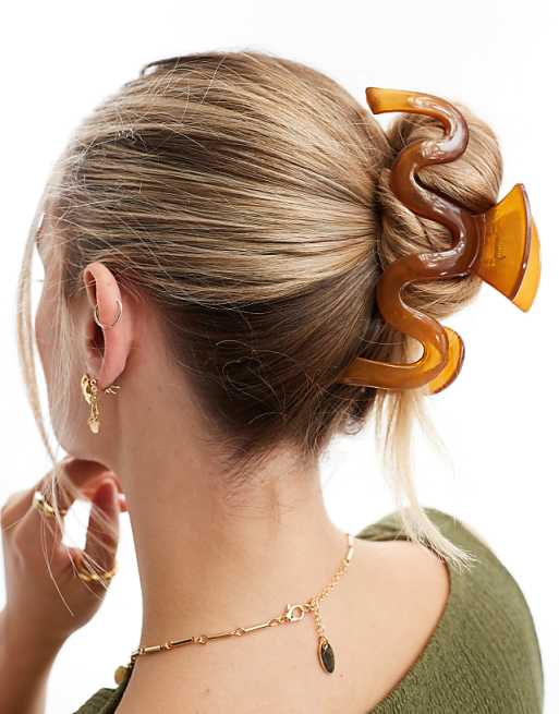 Pieces XL Squiggle Hair Claw Clip In Dark Brown