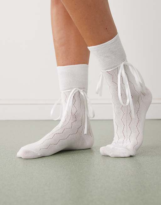 Reclaimed Vintage ankle sock with bows in white