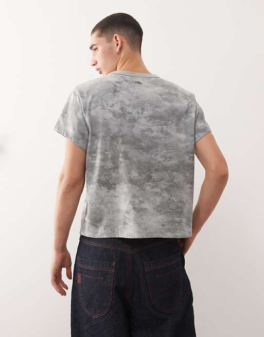 Reclaimed Vintage Slim Crop Boxy T-shirt In Camo Print