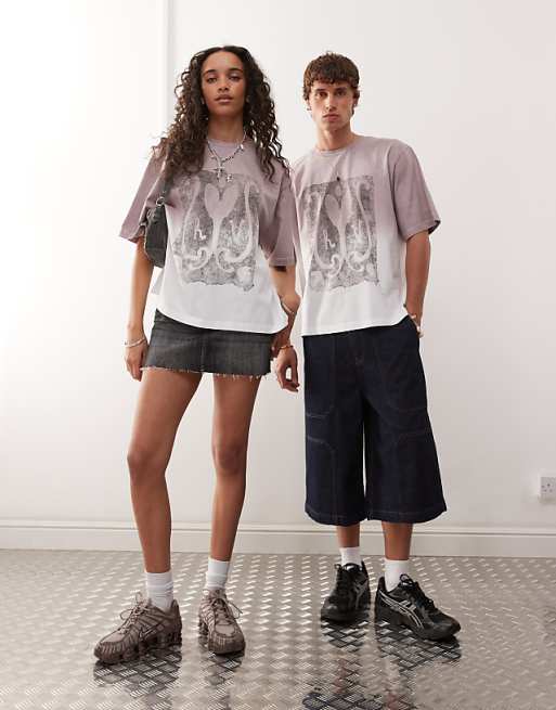 Reclaimed Vintage Unisex Graphic Print Cropped Boxy T-shirt In Dusty Pink