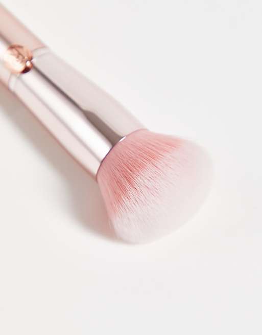 Revolution Create Buffing Foundation Brush R7