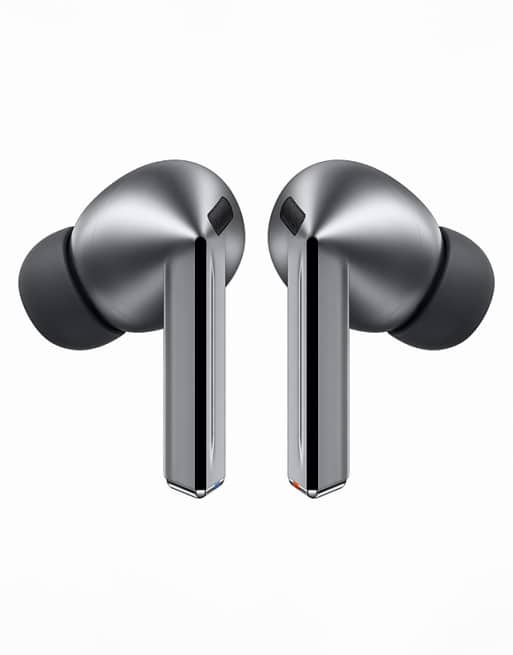 Samsung Galaxy Buds 3 Pro in Silver