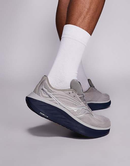 Saucony Ride 18 Running Trainers In Dove And Navy