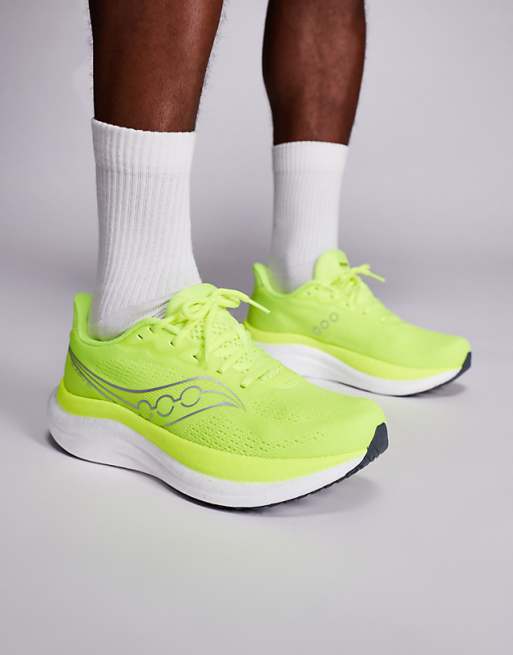 Saucony Triumph 23 running trainers in citron