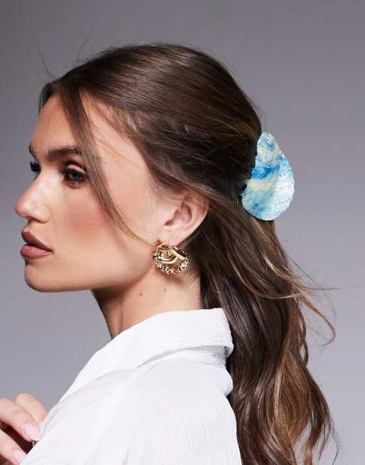 South Beach Shell Hair Claw Clip In Blue Resin