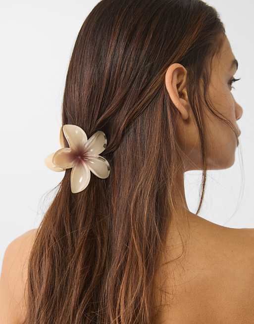 Stradivarius 3 pack floral hair clips in ecru