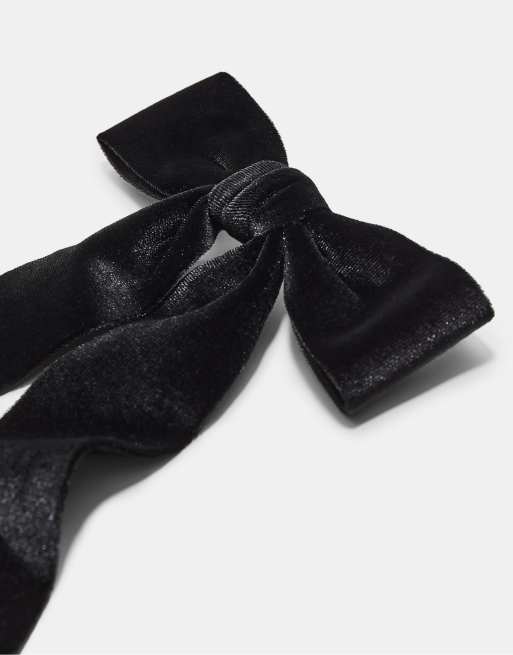 Stradivarius Velvet Bow In Black