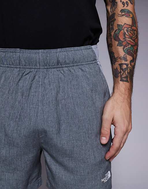 The North Face 24/7 5"" Logo Shorts In Grey