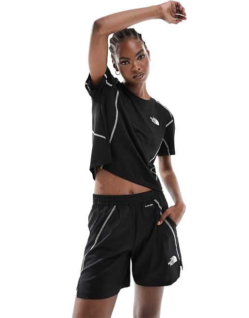 The North Face Training Hakuun Contour Seam Woven Shorts In Black