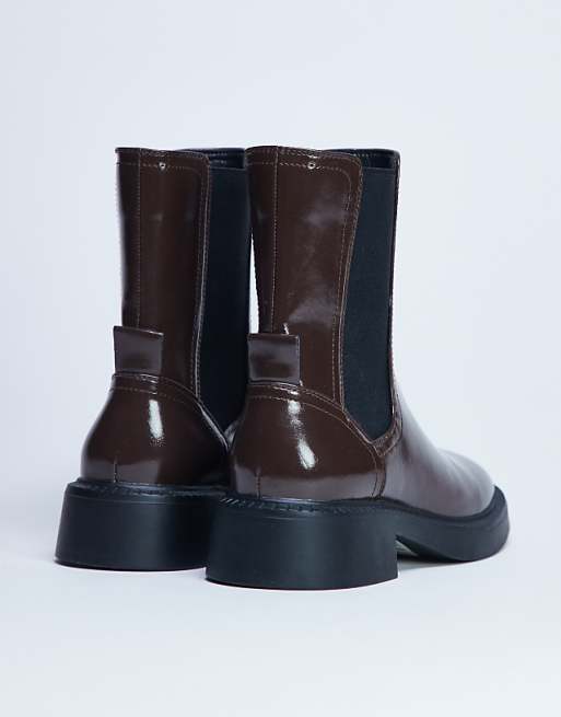 Topshop Lottie Chelsea Ankle Boot In Chocolate