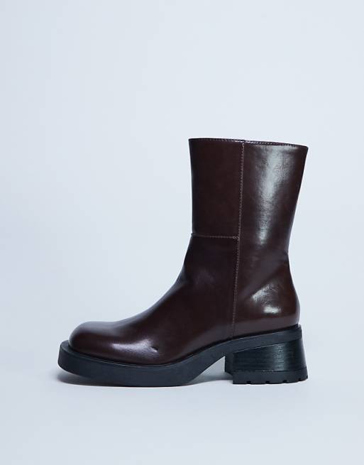 Topshop Nina chunky heeled ankle boot in chocolate
