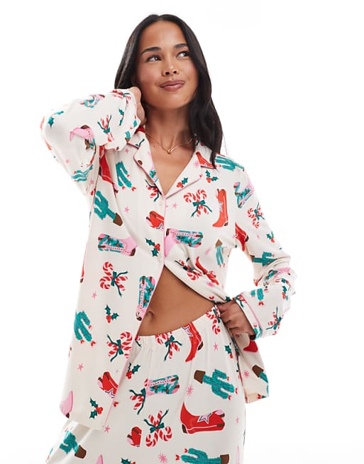 Urban Threads Christmas Long Sleeve Revere And Trouser Pyjama Set In Cowboy Print