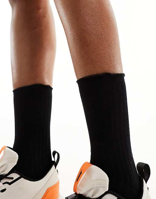 Vero Moda Ribbed Frill Socks In Black