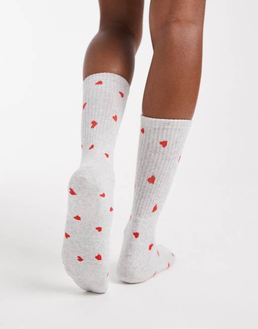 Vero Moda Ribbed Sports Socks In Light Grey With Heart Print