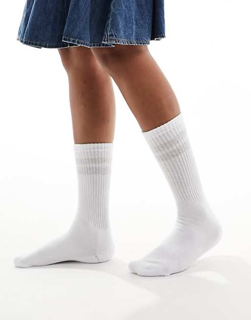 Vero Moda Sporty Ribbed Socks In White And Grey