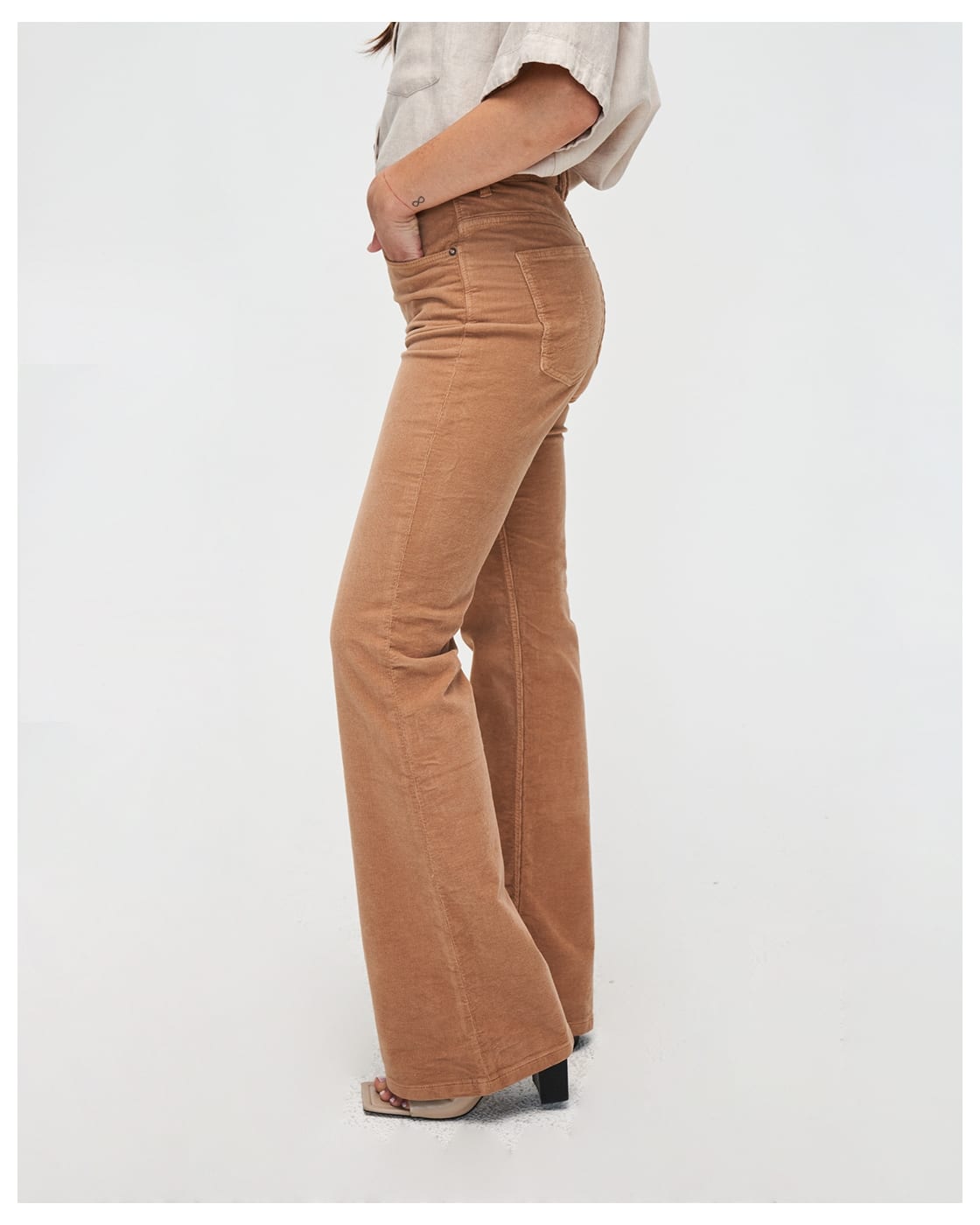 Kuyichi Lisette Flare Baby Cord