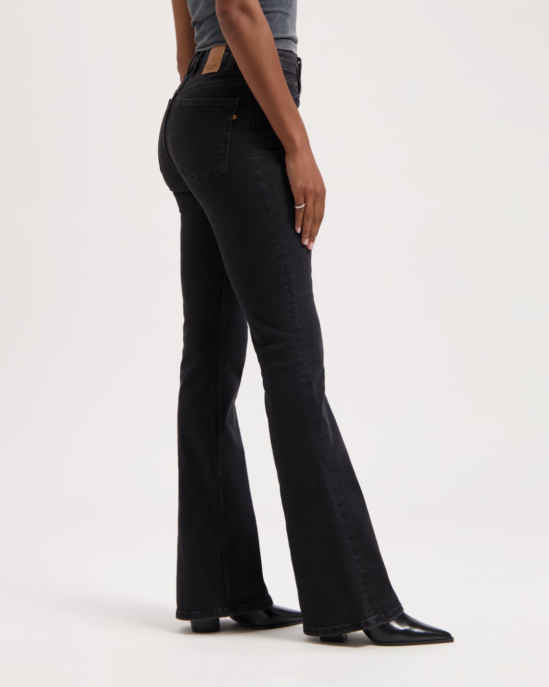 Kuyichi Lisette Flare Worn In Black