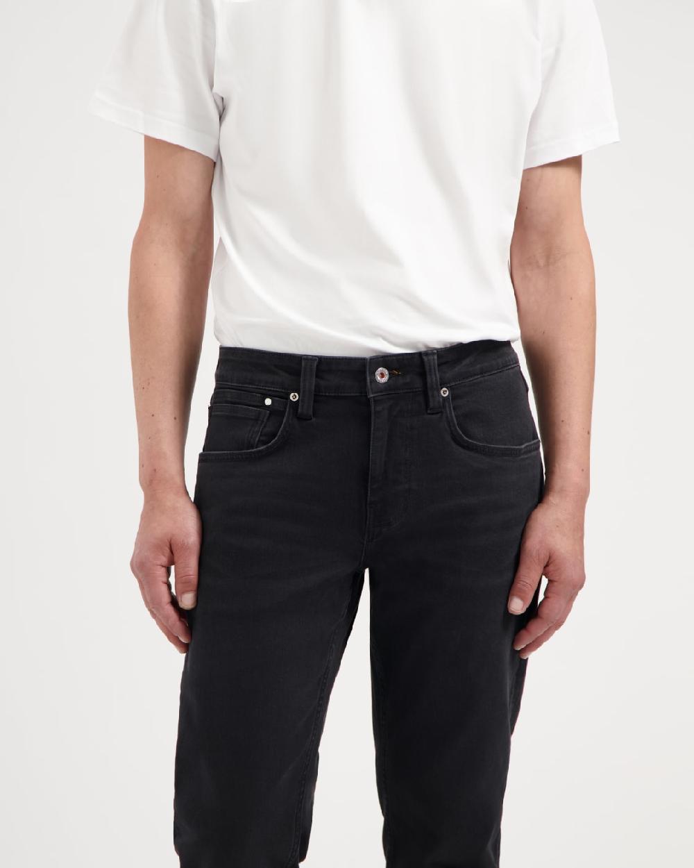 Kuyichi Nick Straight Worn In Black