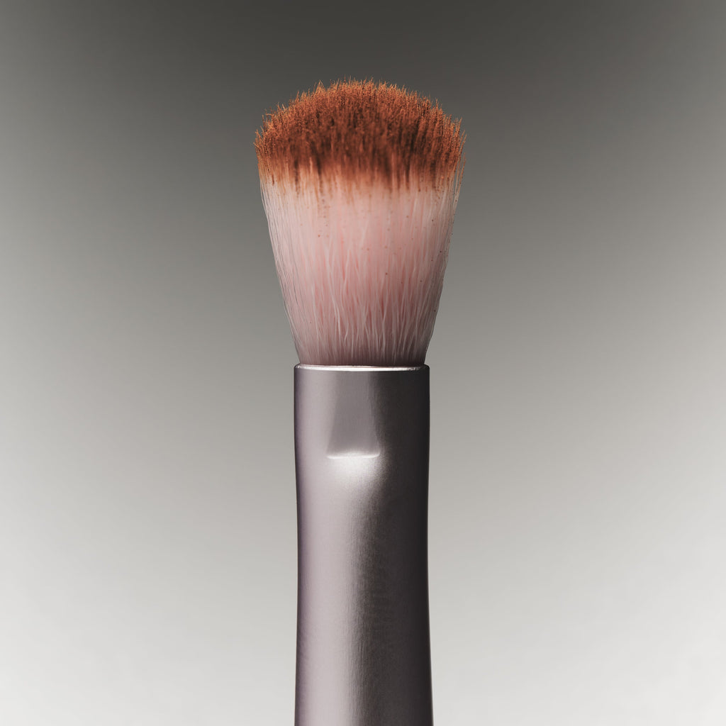 Kylie Cosmetics Eyeshadow Crease Blending Brush 08