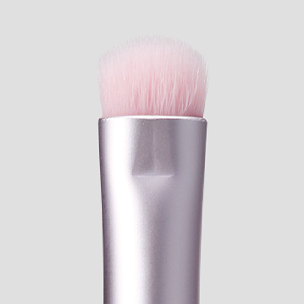 Kylie Cosmetics Eyeshadow Shader Brush 06