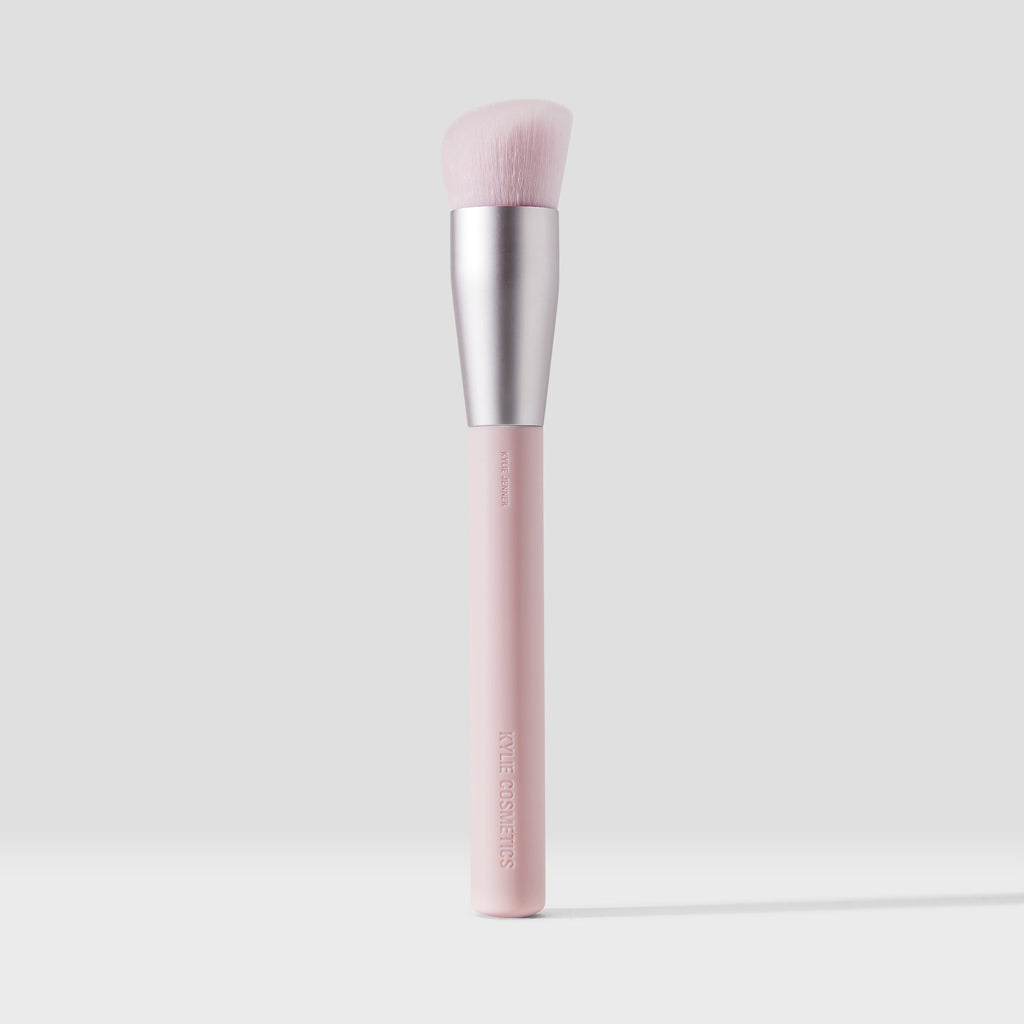 kylie cosmetics Foundation Brush 01