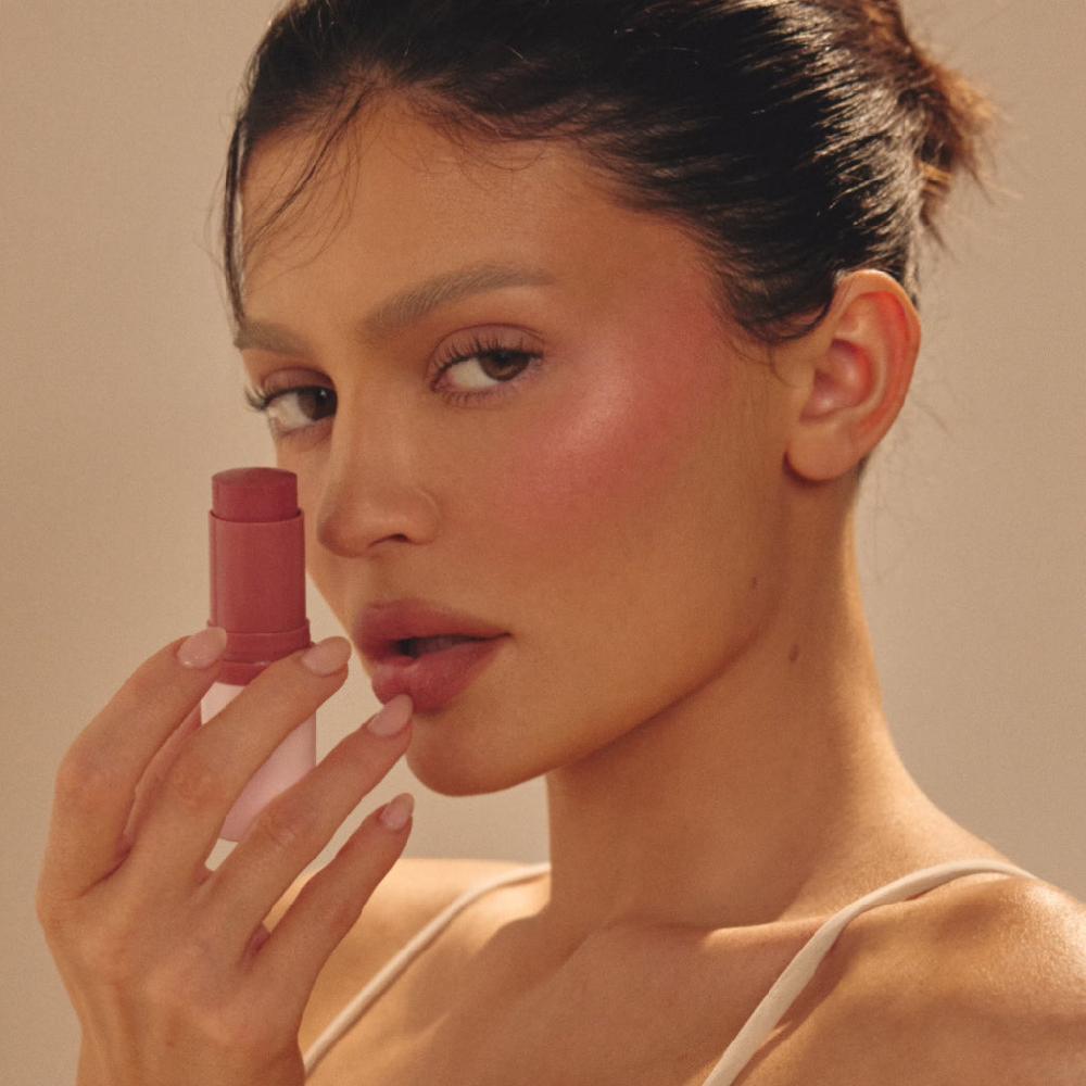 Kylie Cosmetics Kylie's Favorite Powder Blush Stick Duo