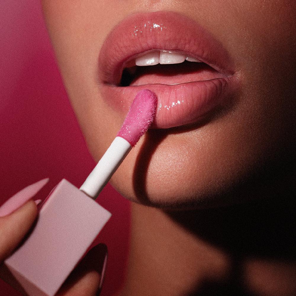 Kylie Cosmetics Transformative Lip Tint & Precision Pout Lip Liner Duo