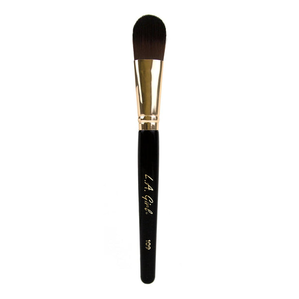 l.a. girl Flat Foundation Brush