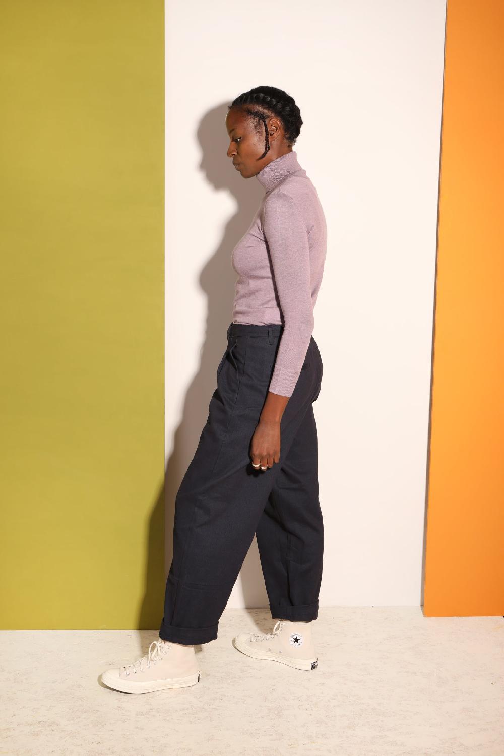 L.F.Markey Classic Slacks Navy - 10